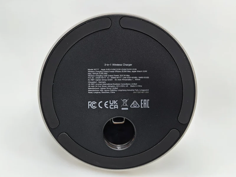 UGREEN MagFlow Pro Qi2 25W 3-in-1 Wireless Charger