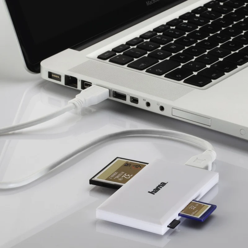 Lecteur de cartes multi format USB 3.0 (Blanc)