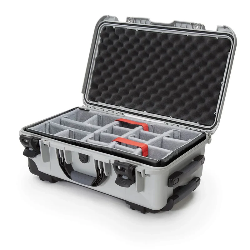 Valise Rigide à roulettes Nanuk 935 avec Séparateurs rembourrés (Argent)
