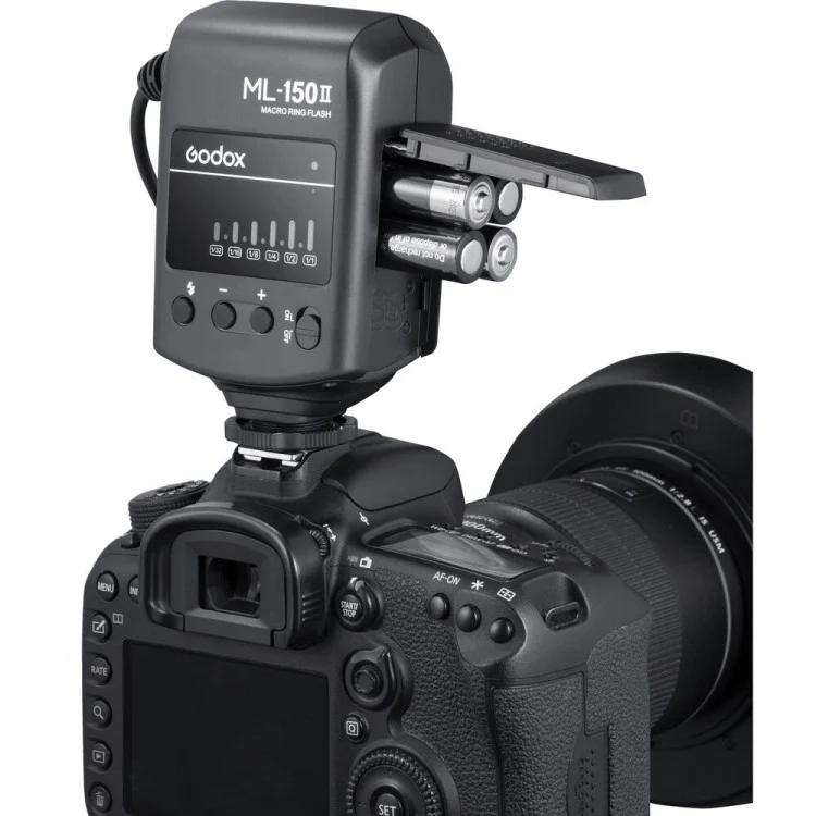 Flash Macro Annulaire ML-150 II