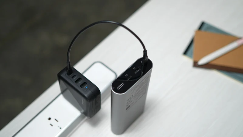 Banque d'alimentation portable USB-C 140W